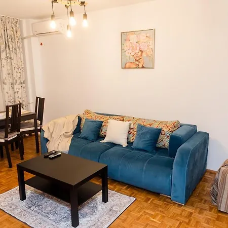 Flh - The French * Βουκουρέστι