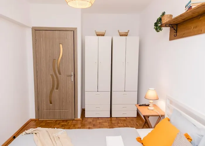 Flh - The French * Bukurešť