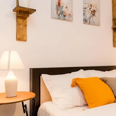 Flh - The French Appartement Boekarest